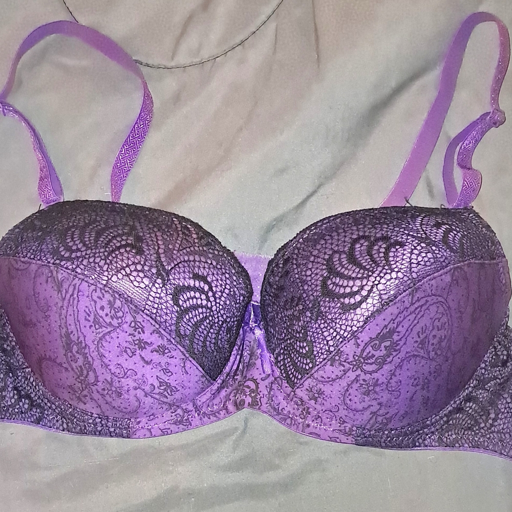Elegant Purple Lace Bra